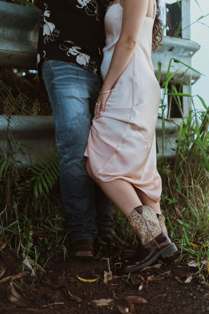 A Meaningful Hawaii Engagement Session on the Outer Islands