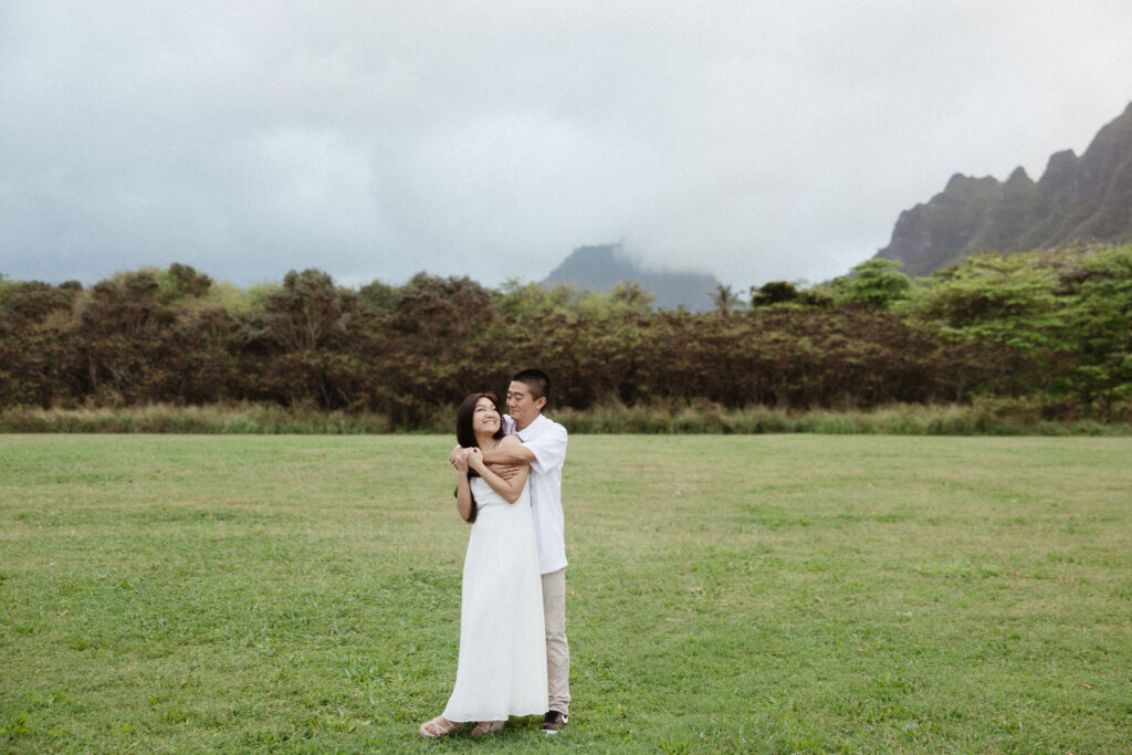 Kualoa Beach Park Photos: A Scenic and Stress-Free Oahu Session Location