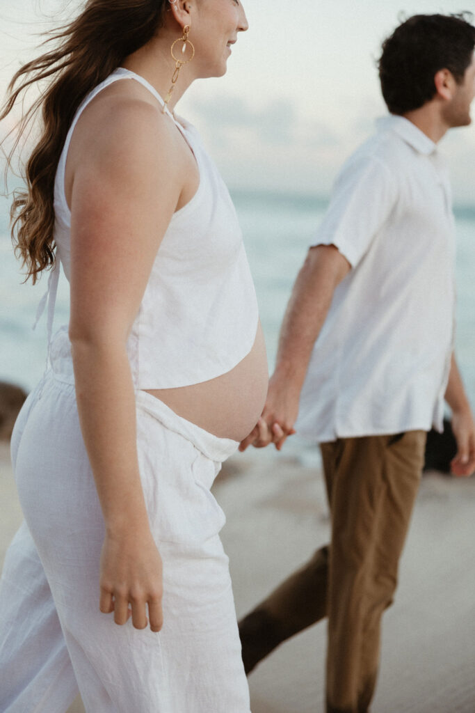 couple holding hands during their photoshoot