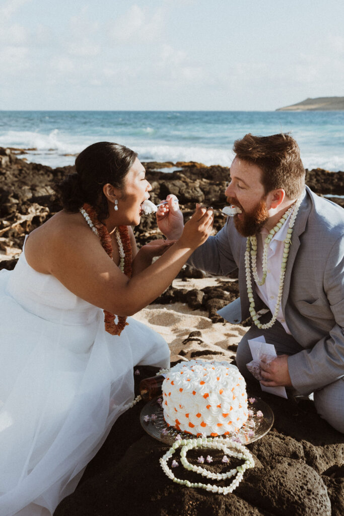 Why This Intimate Makapuʻu Beach Park Vow Renewal Felt So Special
