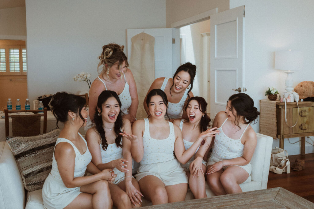 cute picture of the bride and her friends