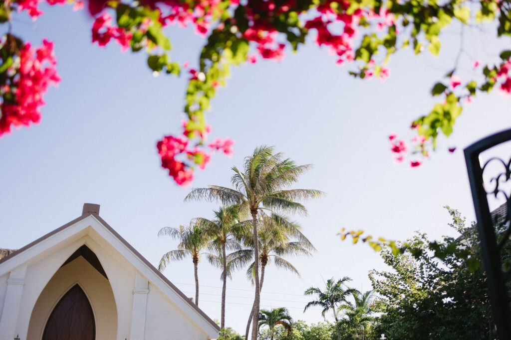 Planning an Intimate Oahu Wedding: Why This Hawaiian Island Has It All