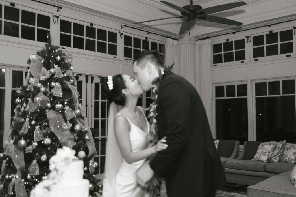 cute picture of the newlyweds kissing
