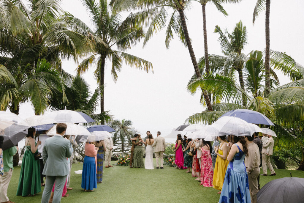 How to Plan a Romantic Oahu Destination Wedding: Tips from a Local Wedding Photographer