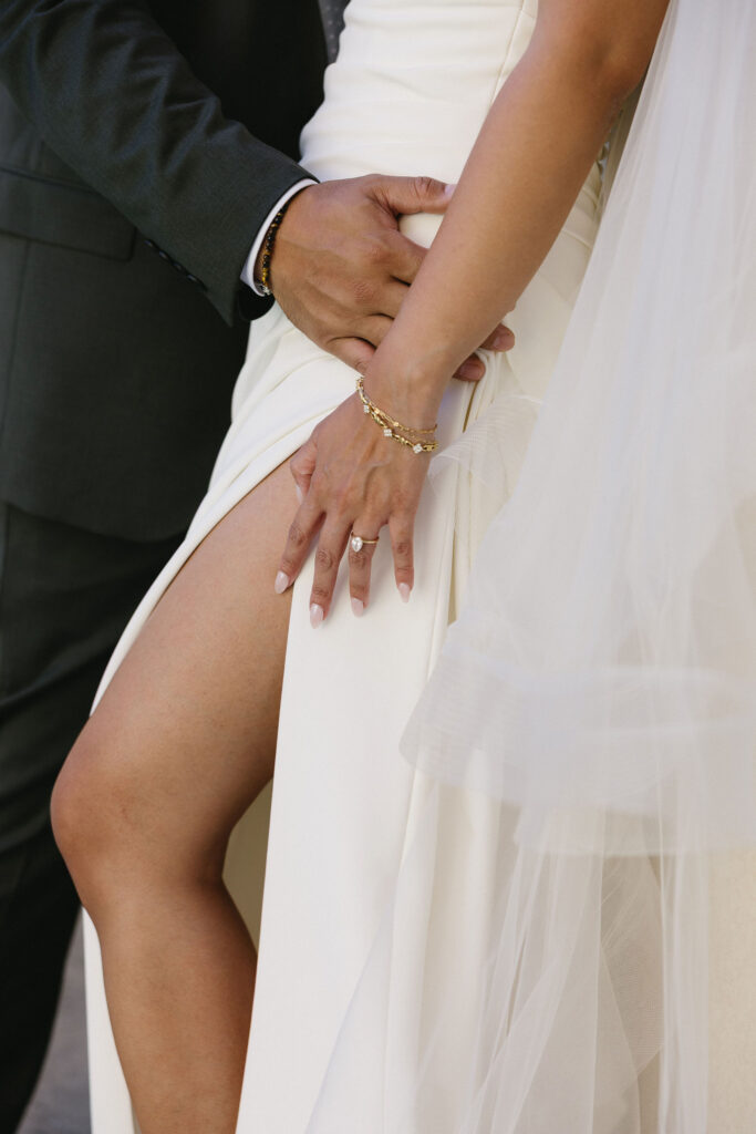 closeup shot of the wedding rings