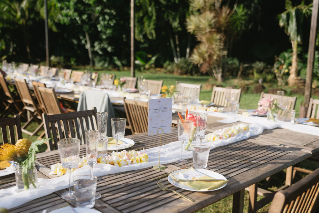 timeless wedding reception decor